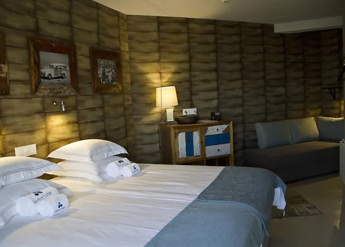 酒店 Surfers Peniche 4*