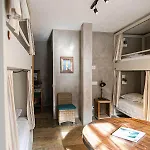 Surfers Peniche Hotel