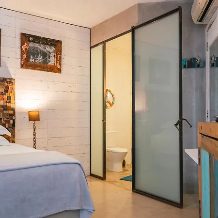 ホテル Surfers Peniche 4*