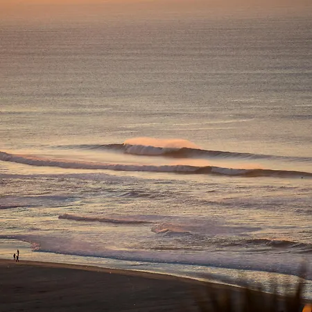 ホテル Surfers Peniche