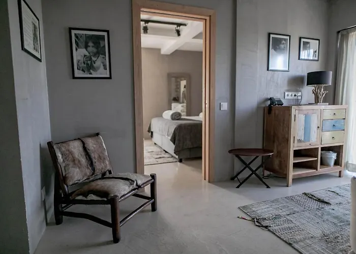 Surfers Peniche 酒店 费雷尔